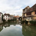Les Dames De Salies-de-Béarn