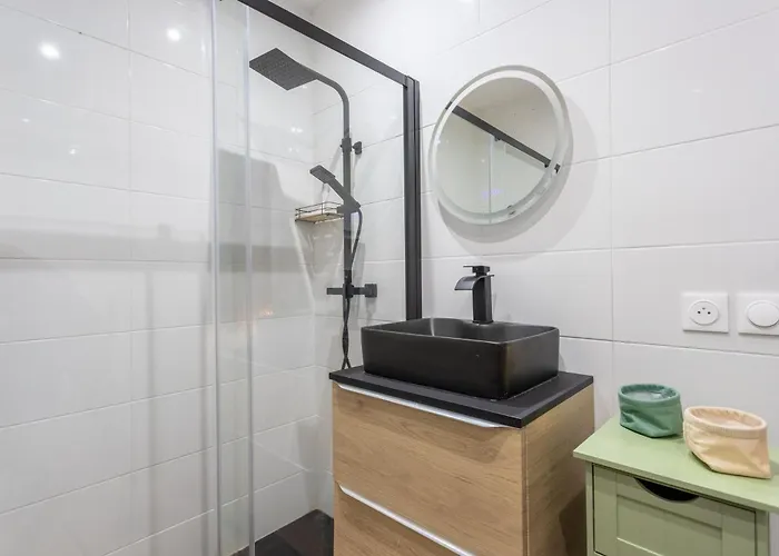 Les Dames De * Salies-de-Béarn